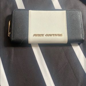 Juicy couture wallet
